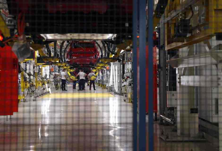 L'automotive va verso il baratro produttivo e occupazionale