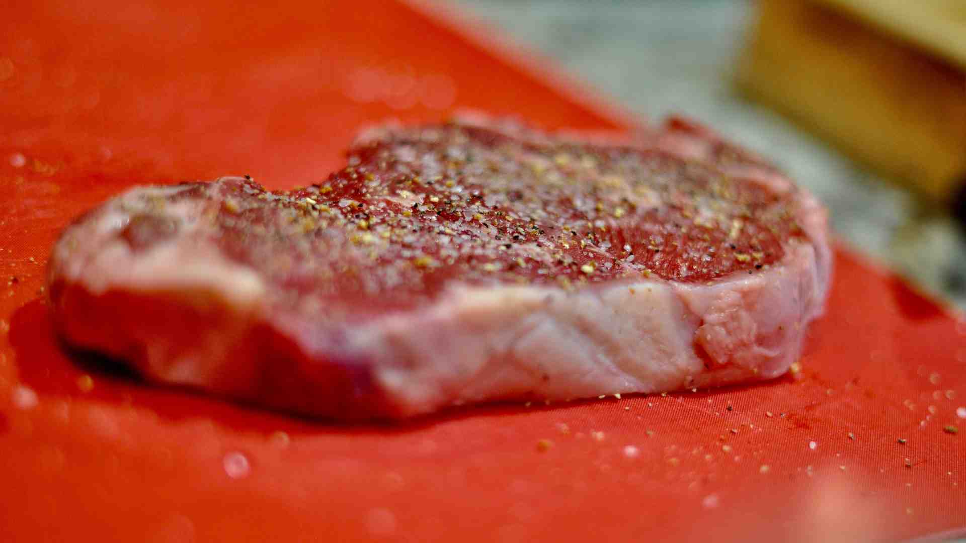 Immagine di Se una si sente una bistecca, allora è una bistecca. Lo dice la Corta di giustizia dell'Ue