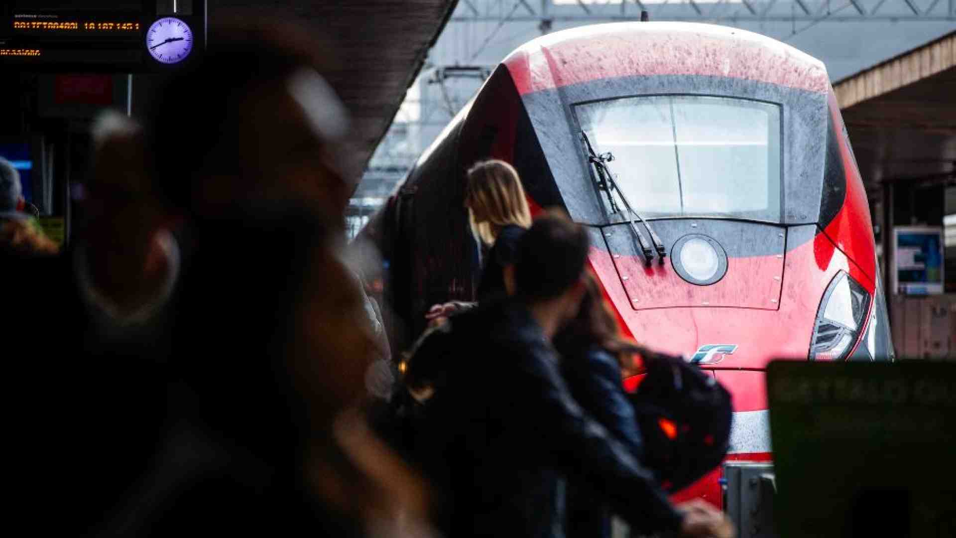 Immagine di Operaio ucciso sulla linea Bologna-Venezia. Ed è ancora caos ferrovie