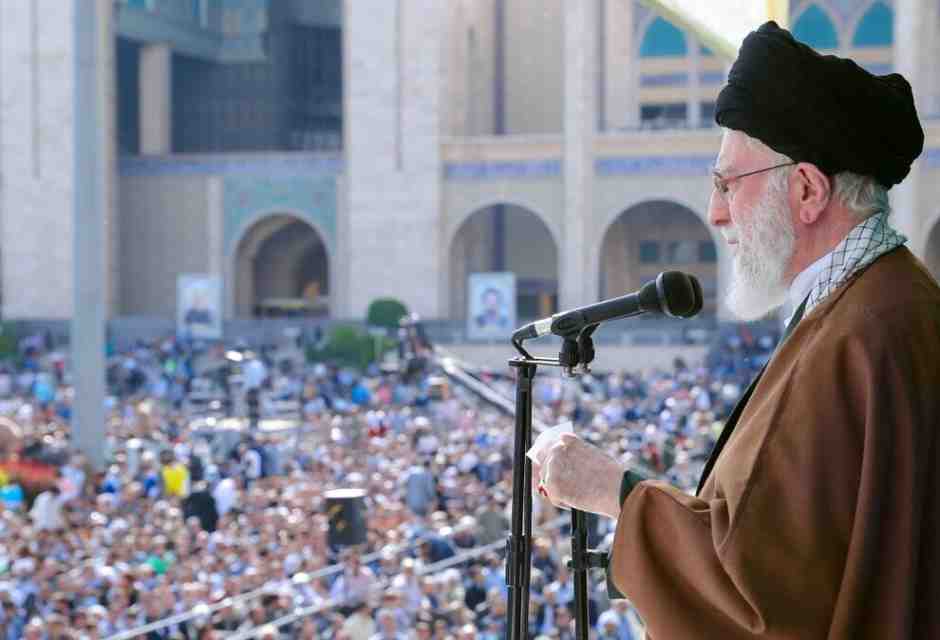 Khamenei commemora Nasrallah: "Se necessario colpiremo ancora. 7 ottobre atto legittimo"