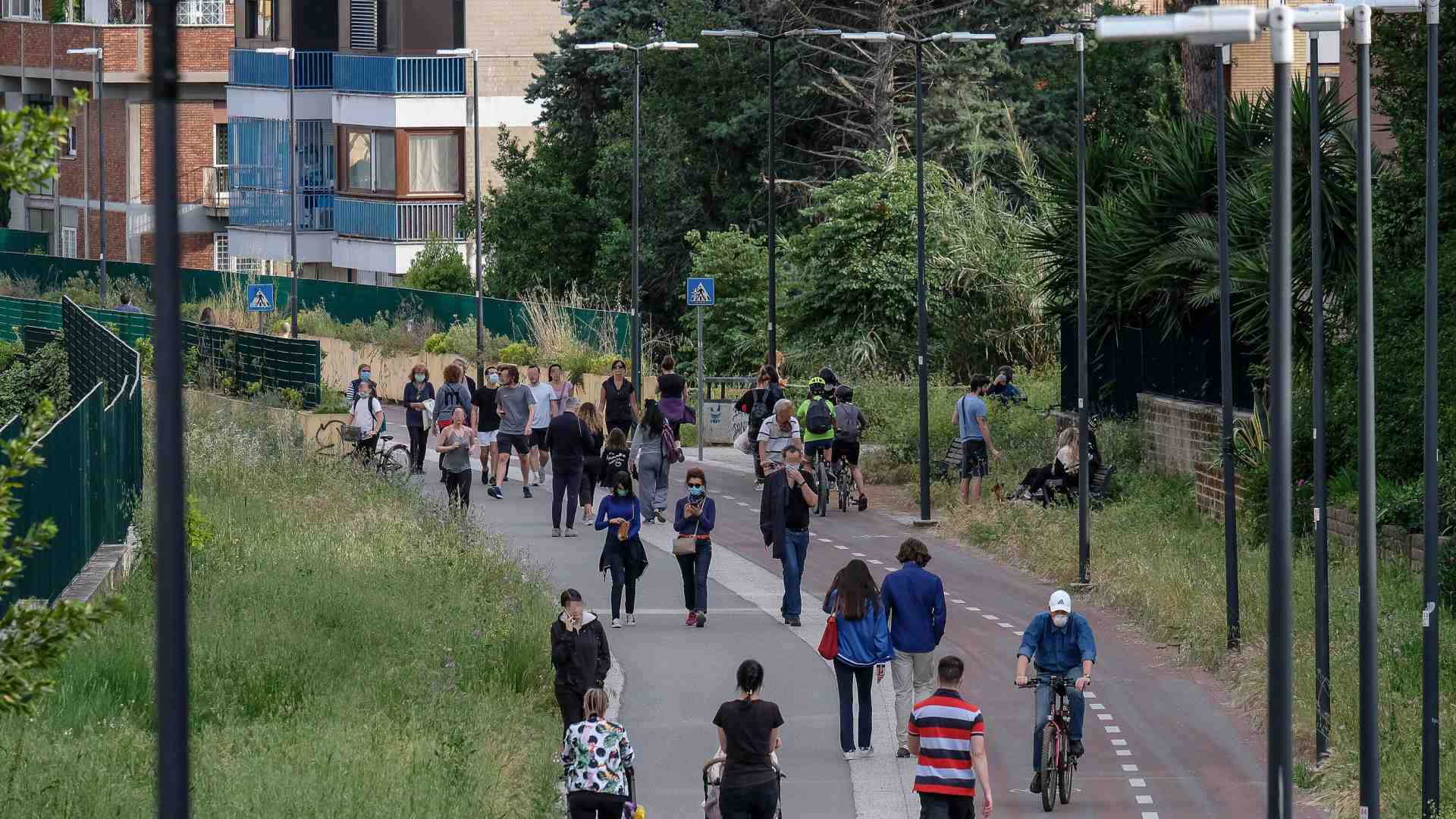 Immagine di Aforismi, pensieri e disegni. La strana opera diffusa sulla ciclovia Balduina-Monte Ciocci