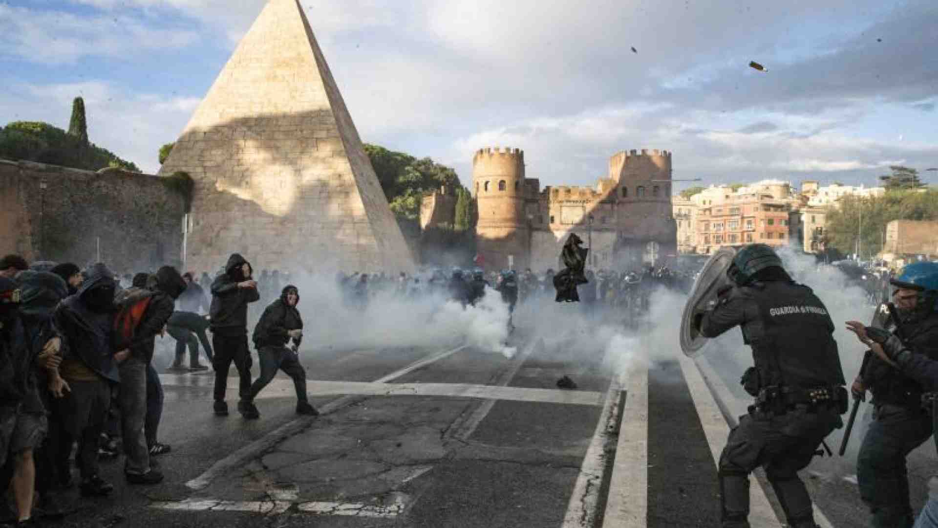 Immagine di Ordine pubblico, timori di nuovi scontri