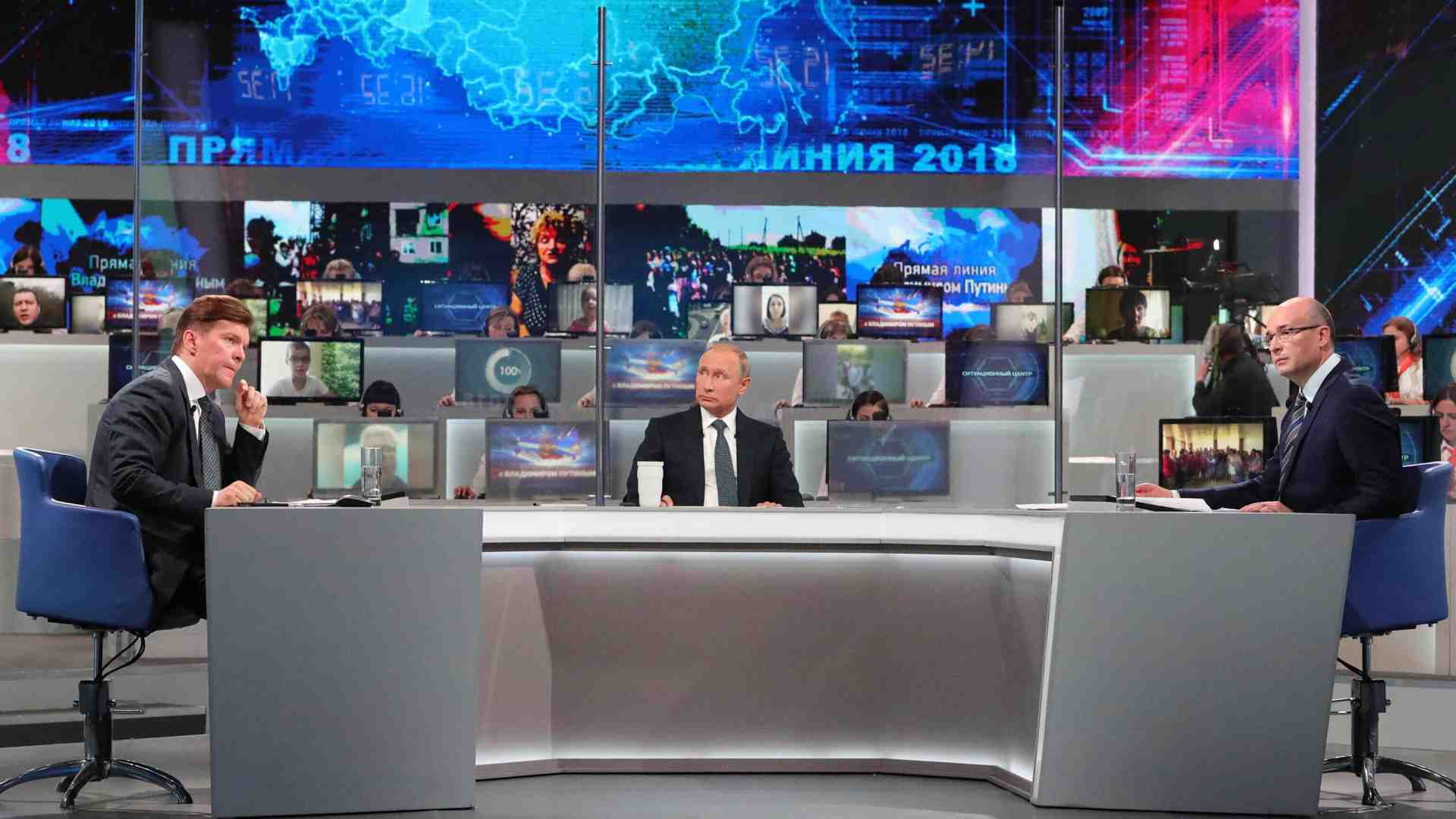 Immagine di Gli hacker ucraini attaccano la Russia: la tv pubblica colpita nel giorno del compleanno di Putin