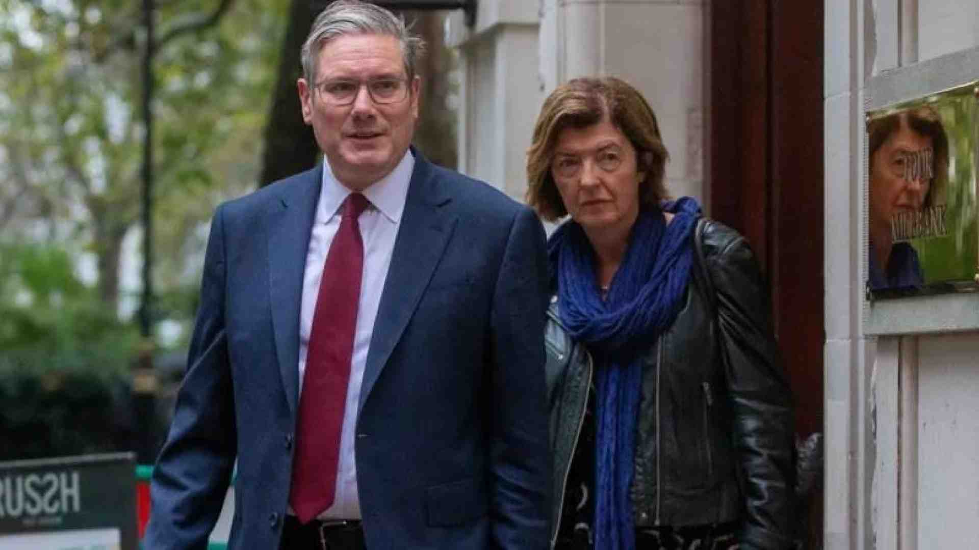 Immagine di Scandalo regali, costretta a lasciare la "zarina" di Starmer