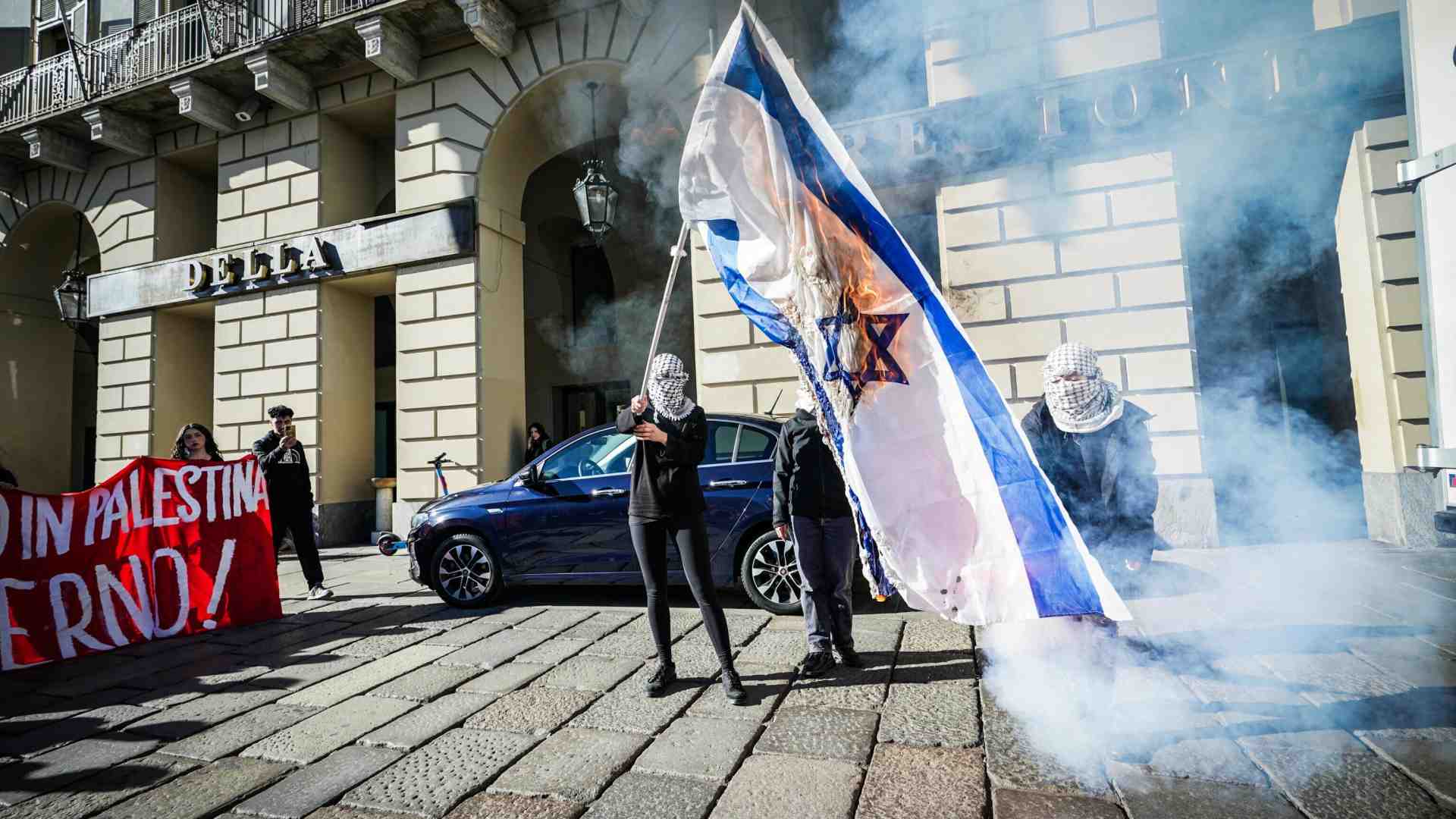 Immagine di 7 ottobre 2024: un anno di antisemitismo