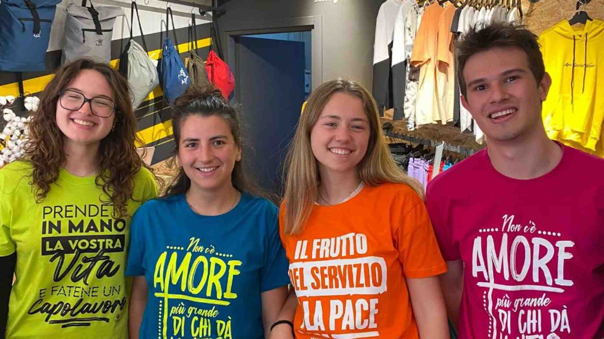 Immagine di Con Ape social wear l’abbigliamento si fa etico: «Così promuoviamo il bene»