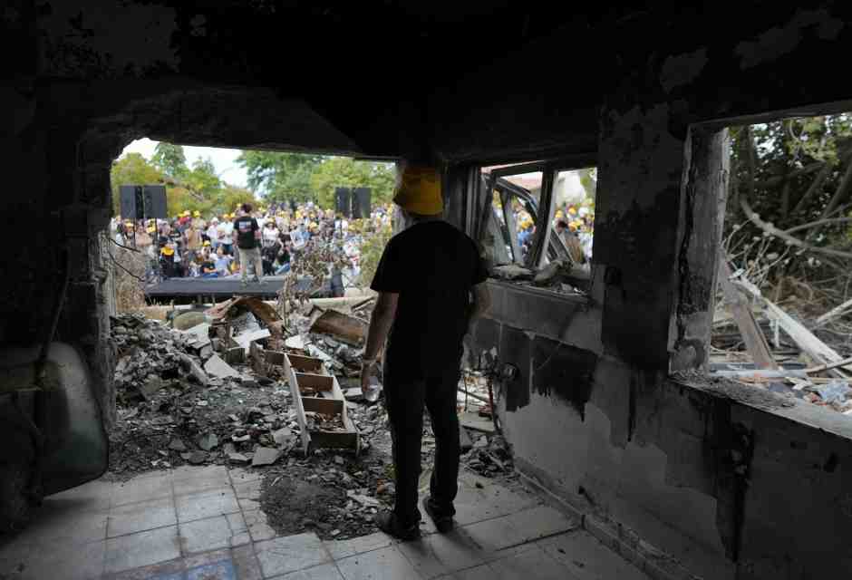 &nbsp;Commemorazione a Kibbutz Be'eri (LaPresse)<br />