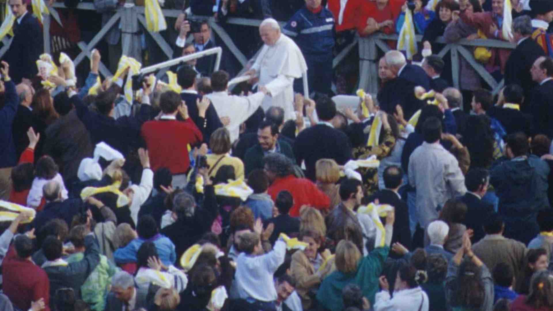 Immagine di Trent'anni fa l'appello di Giovanni Paolo II: "Famiglie scendete in campo"