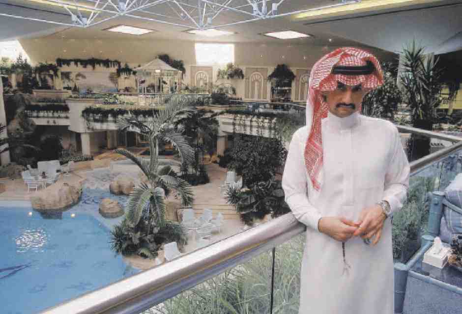 <span style="font-family: Arial, Verdana, sans-serif; font-size: 12px;">Al Waleed bin Talal in una foto d'archivio: oggi ha 69 anni (Getty)</span>