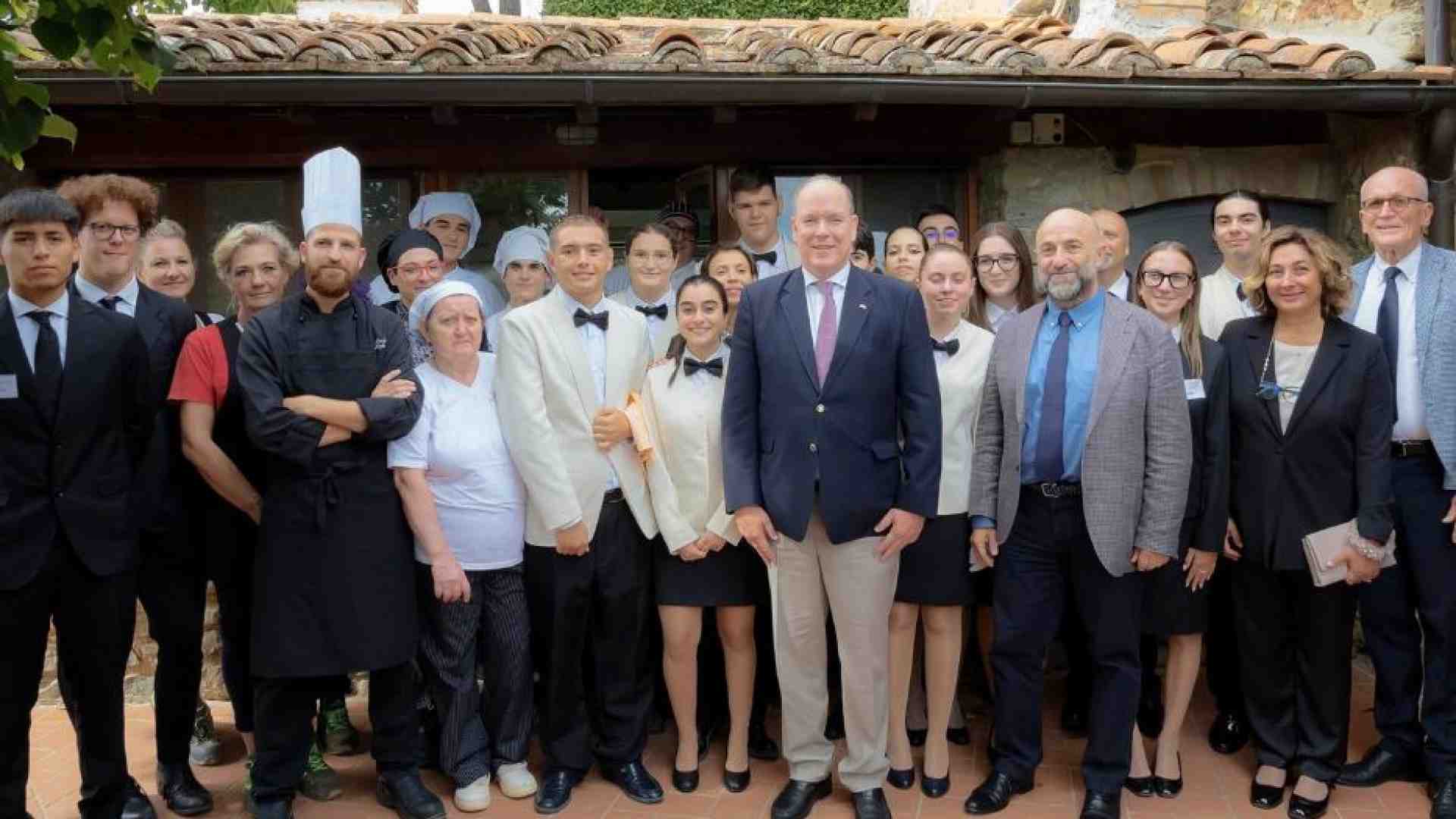 Immagine di La pace si costruisce a scuola. Ma anche in cucina