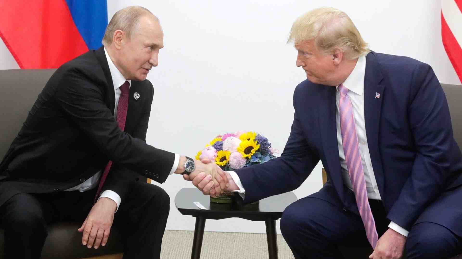 Immagine di I recentissimi contatti e le gentilezze tra Donald Trump e Vladimir Putin