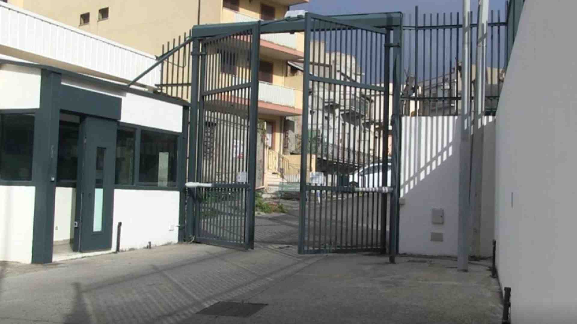Immagine di Ancora un suicidio dietro le sbarre, l'emergenza carceri non ha fine