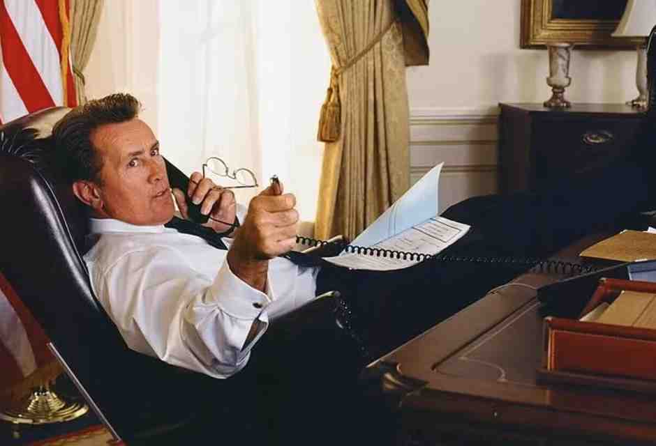 Martin Sheen è il Presidente Josiah Bartlet nella serie tv West Wing, creata da Aaron Sorkin e andata in onda dal 1999 al 2006 <br />