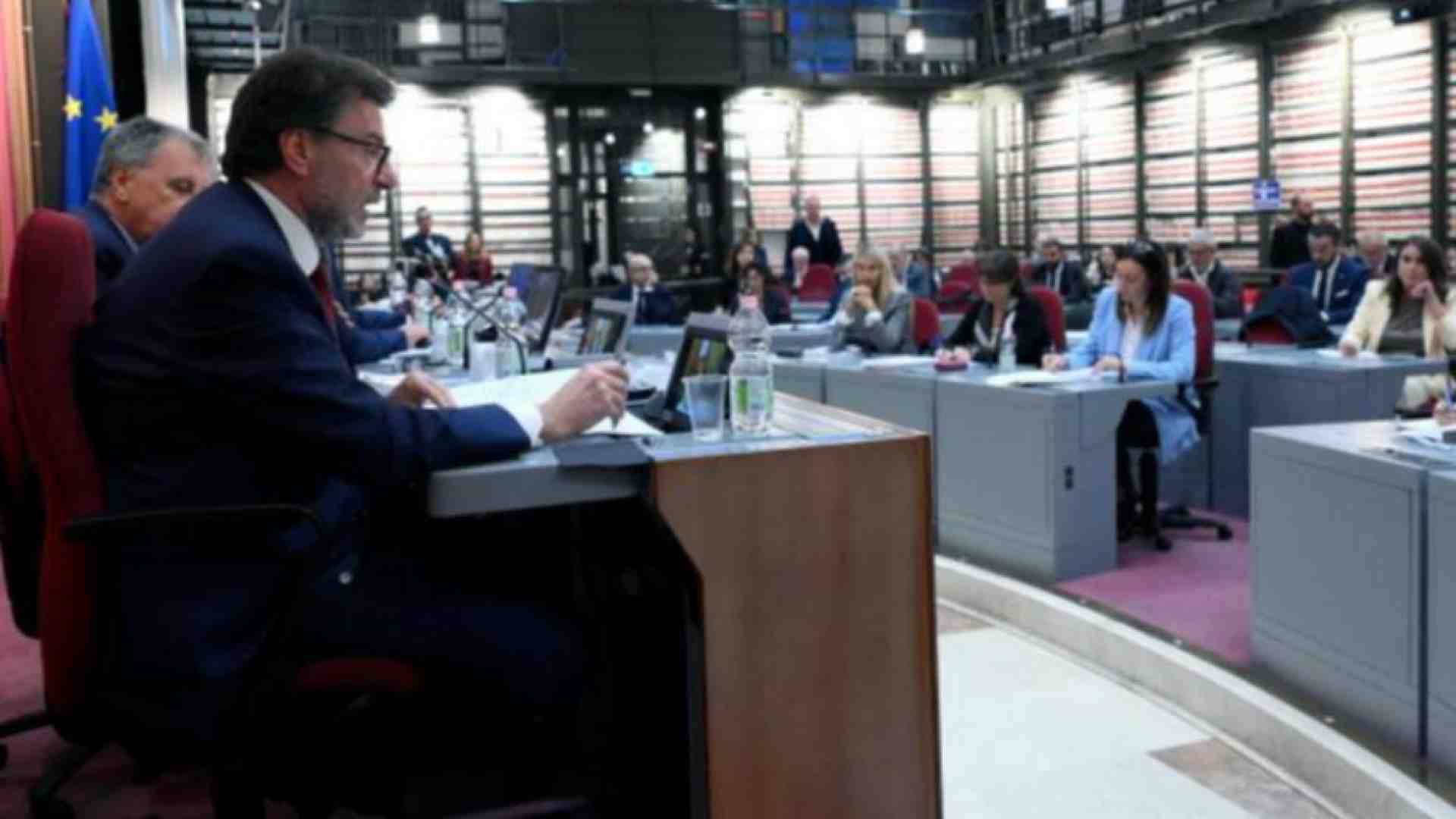 Immagine di Mentre si studiano i tagli, il mondo dell’azzardo pressa per una sanatoria