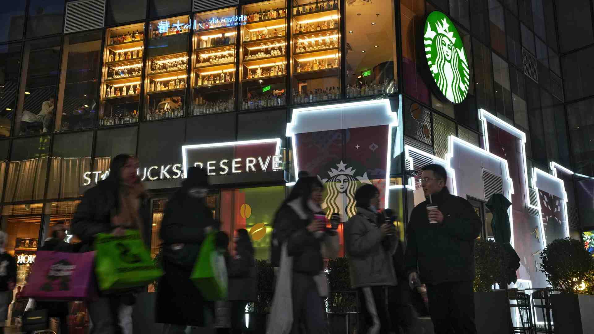 Immagine di Lettera da Starbucks. La macchina delle parole leggere