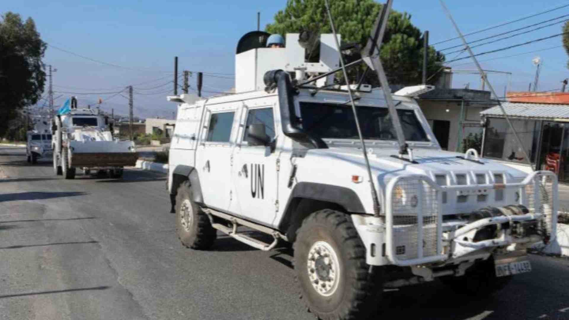 Immagine di Israele colpisce ancora l’Unifil. Biden incalza: devono fermarsi