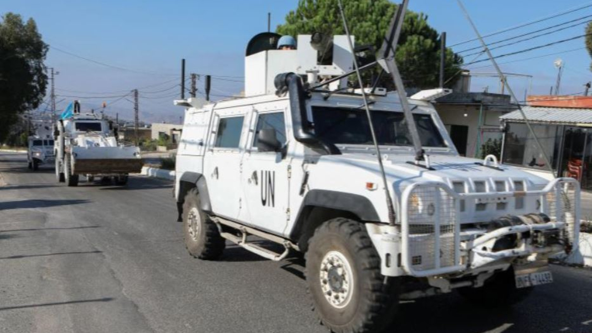 Immagine di Israele colpisce ancora l’Unifil. Biden incalza: devono fermarsi