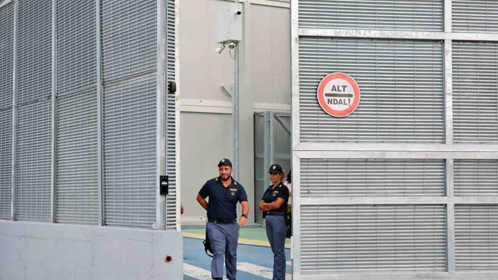 Immagine di L'annuncio del governo: i centri per il rimpatrio in Albania sono pronti