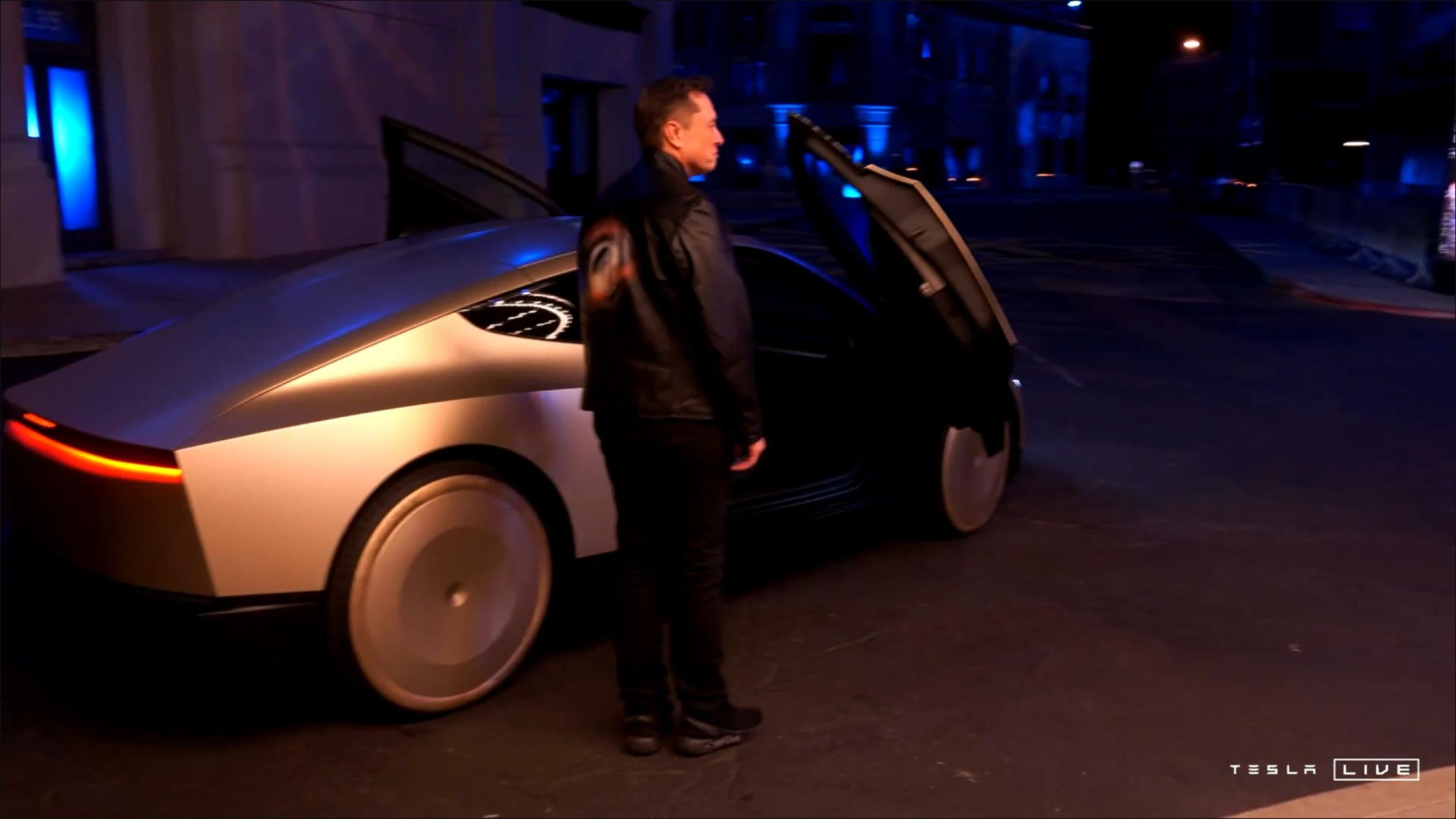 Immagine di Musk scommette sui robotaxi. Ma il mercato resta freddo