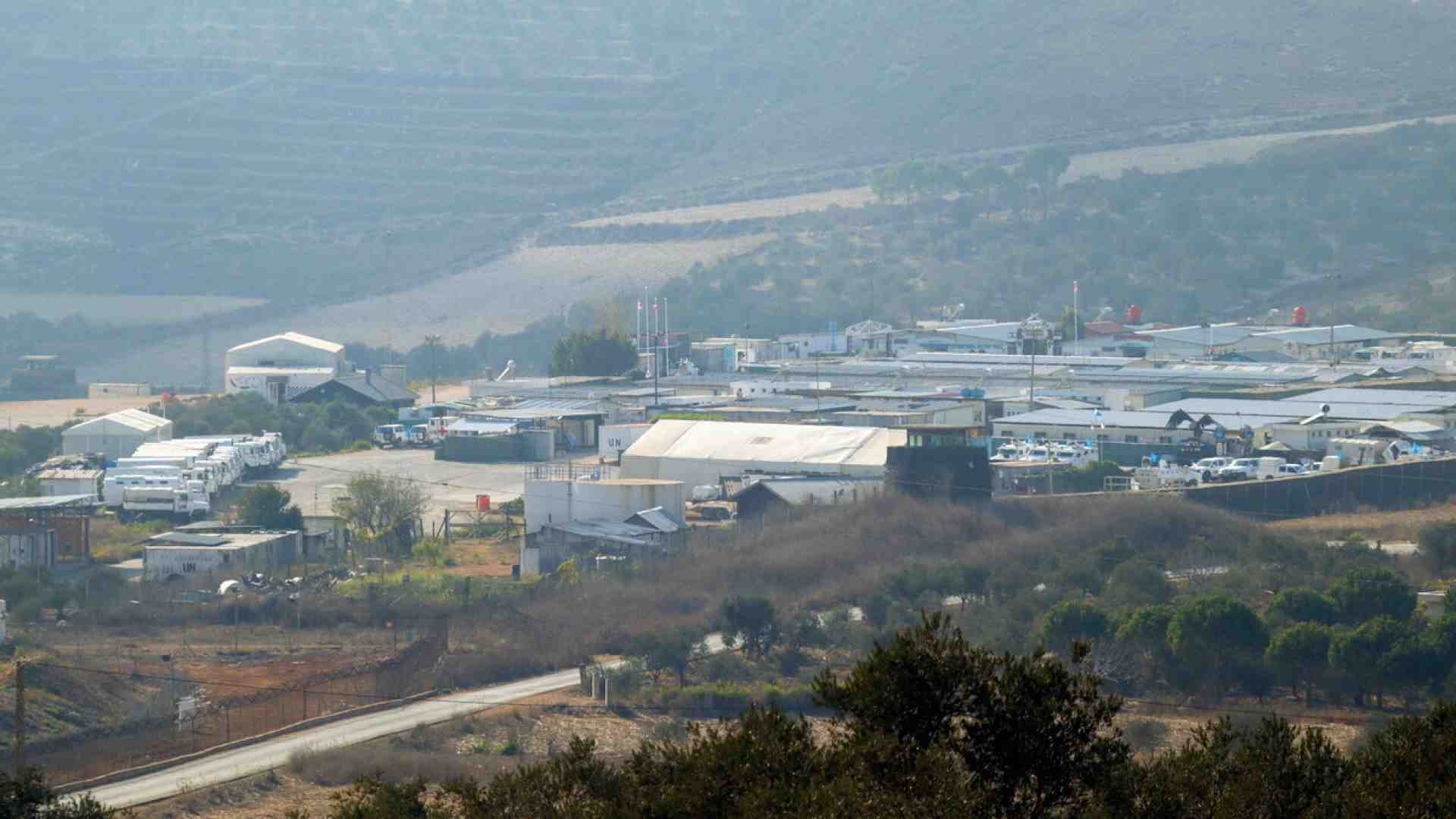 Immagine di Colpite di nuovo le basi Unifil: feriti due cingalesi