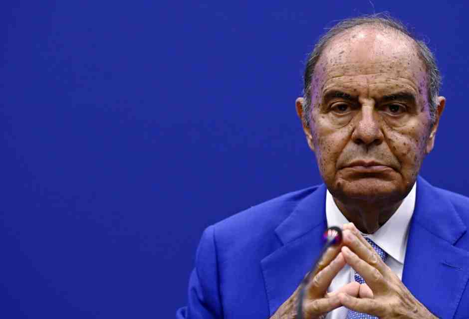 La versione di Bruno Vespa sul centenario Rai: non ho sostituito Monica Maggioni