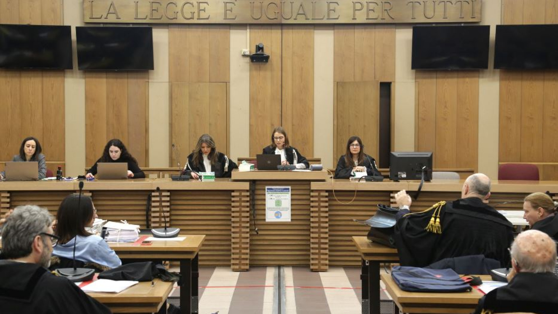 Immagine di Assolto l’ex sindaco di Bibbiano: è la fine di un incubo