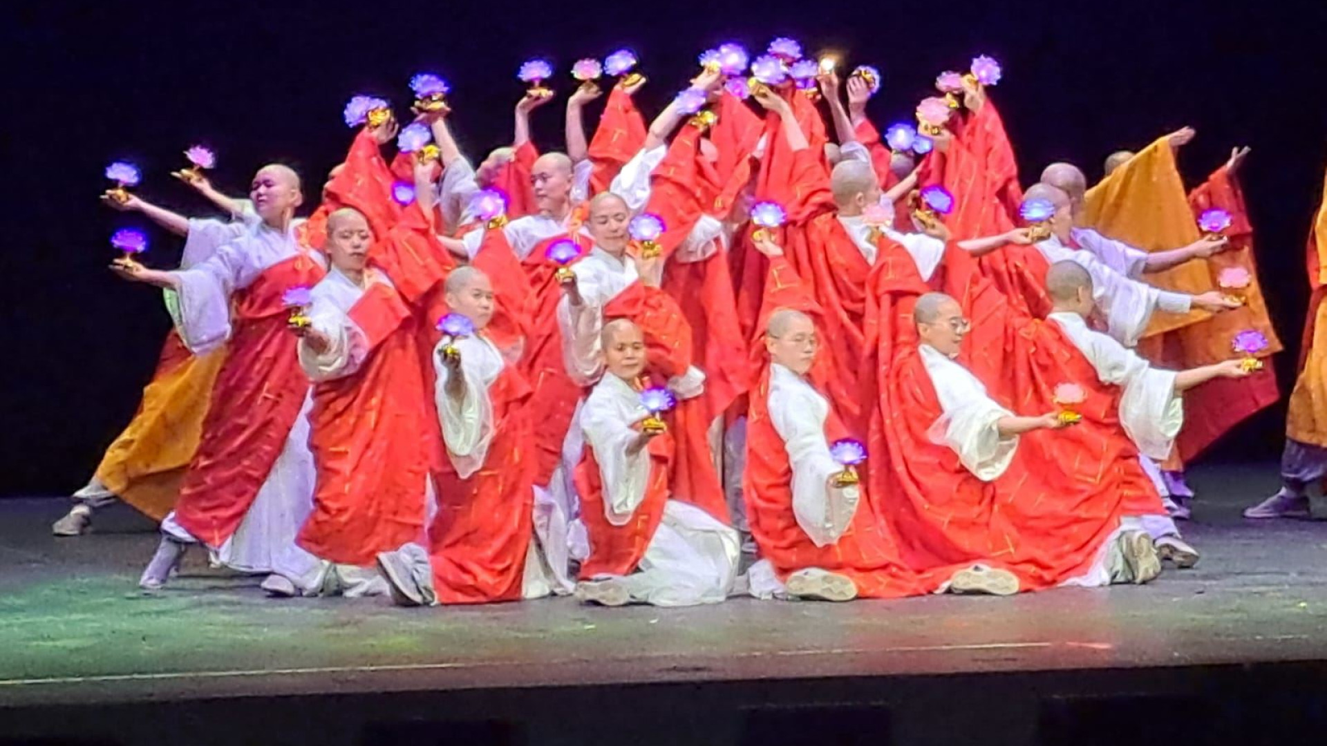 Immagine di Musica e danza Zen, la Cina che invoca la pace