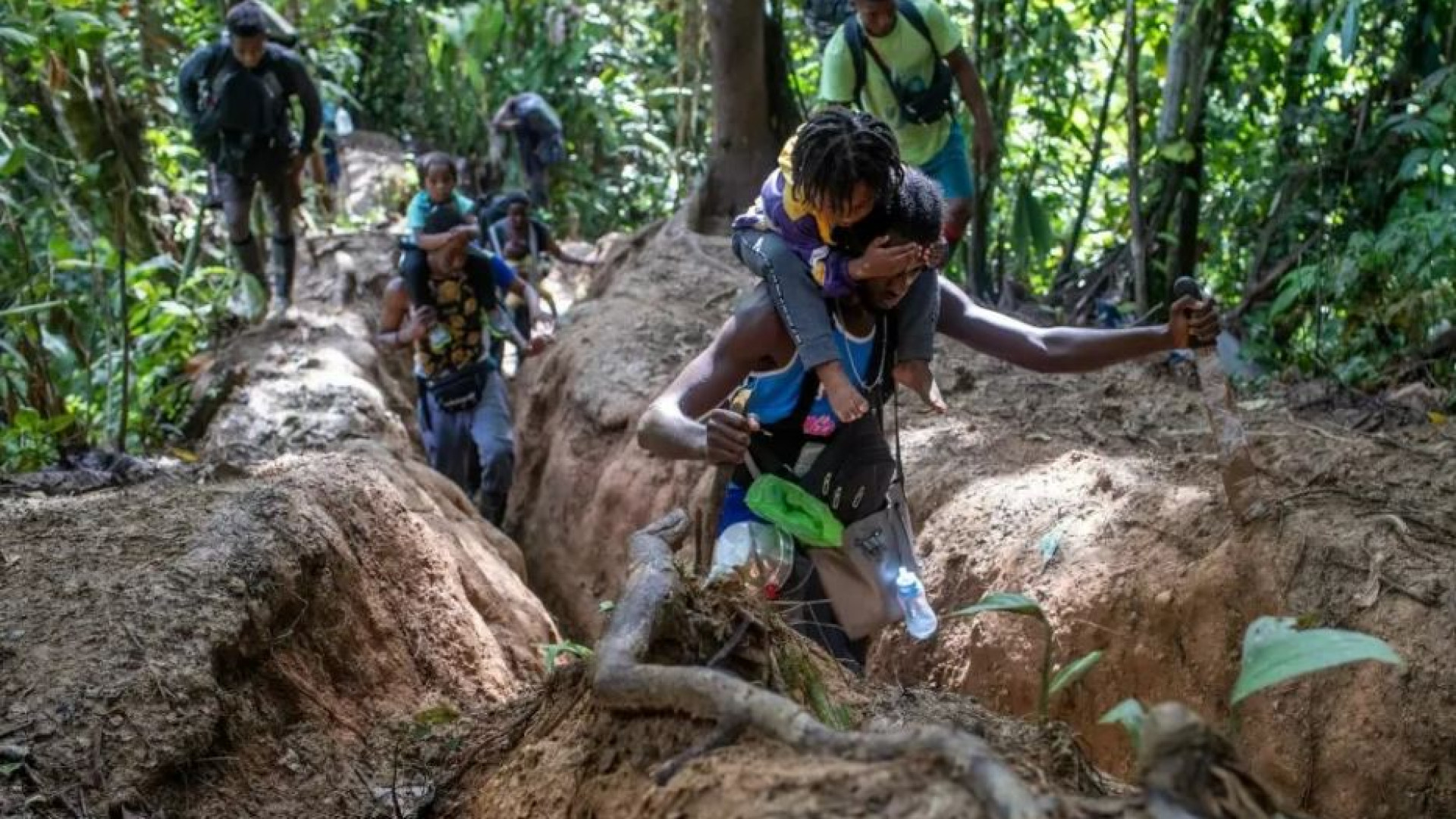 Immagine di L'ultima maledizione dell'El Darién: omicidi e donne abusate nella foresta
