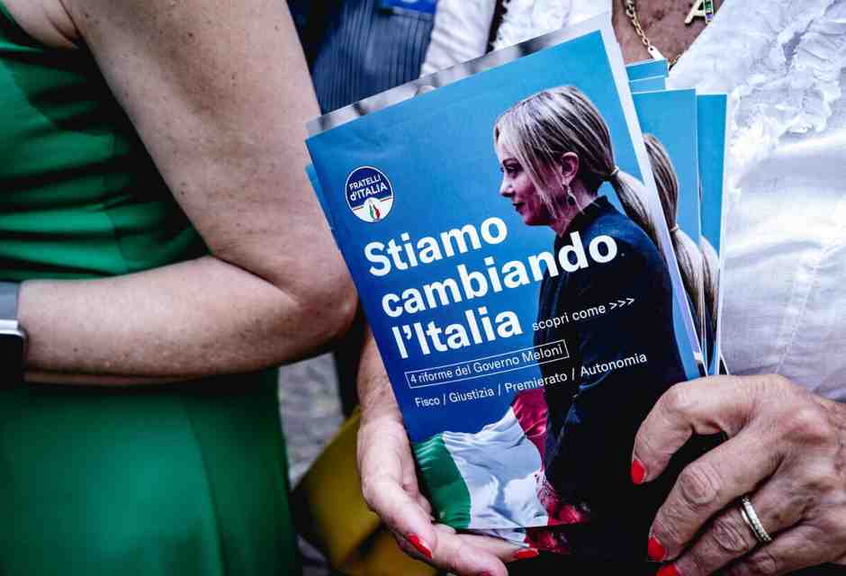 Fratelli depressi: Giorgia Meloni è stanca, Arianna sbuffa, Giuli è un caso, alle truppe manca Lollobrigida