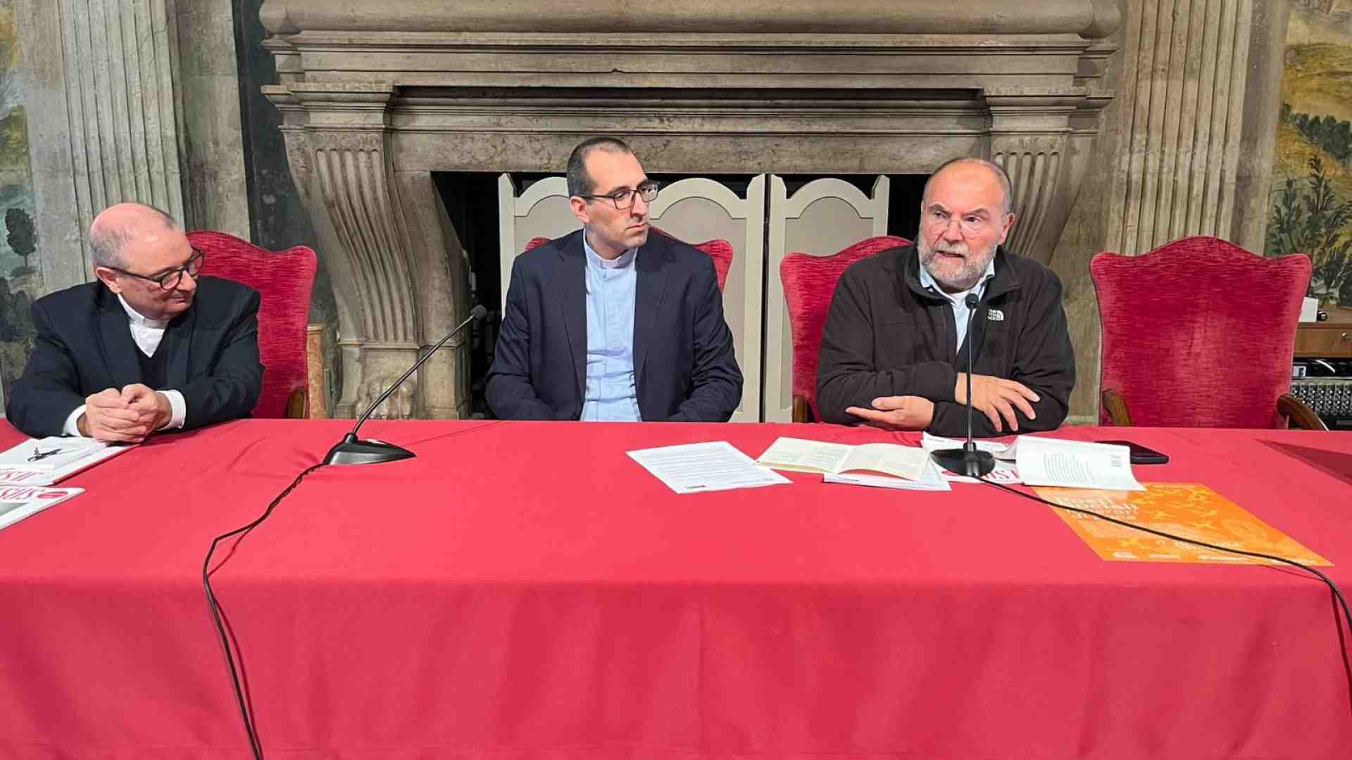 Immagine di Al via la rassegna "Poeti sociali" a Verona quattro giorni di itinerari di pace