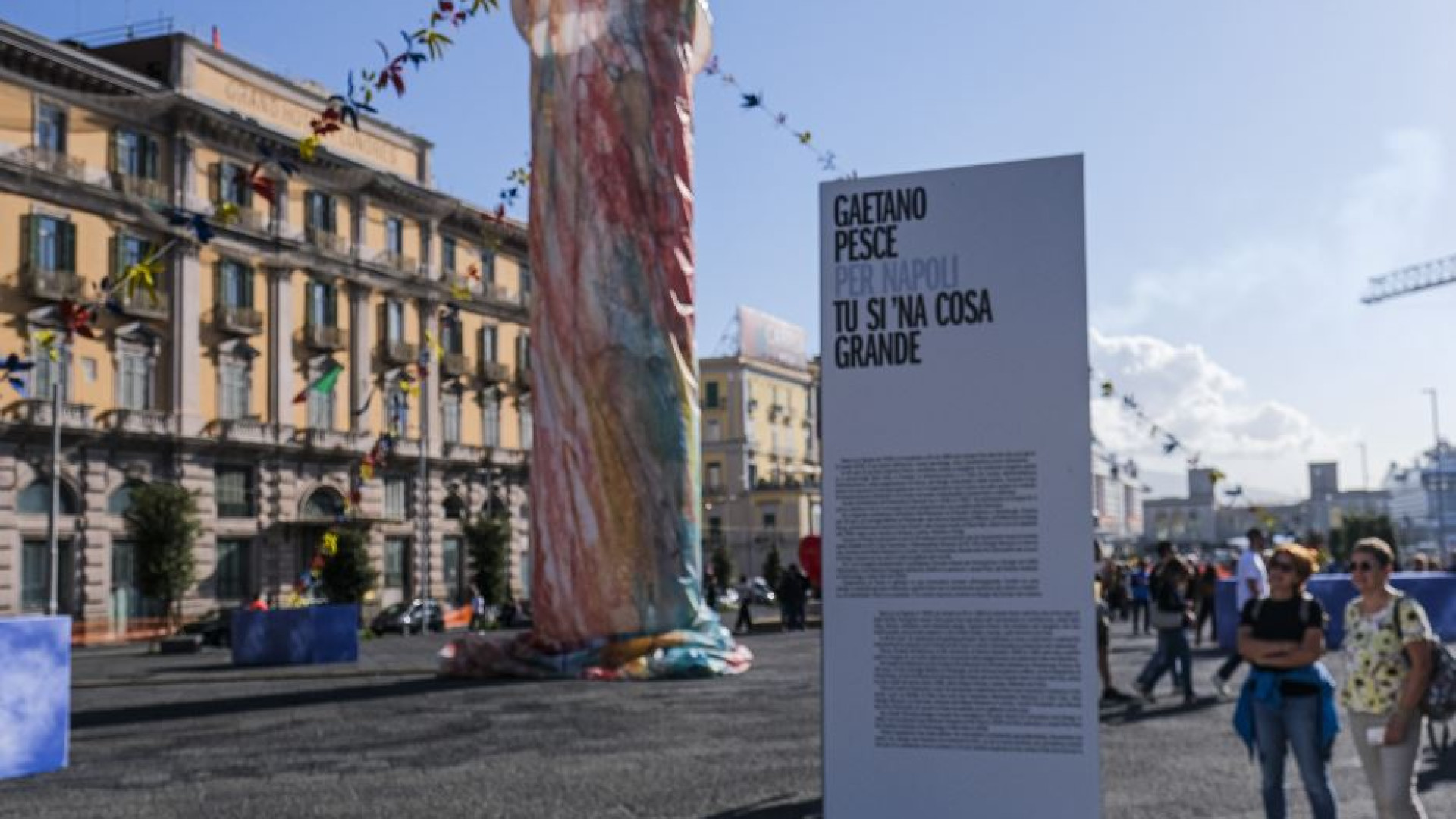 Immagine di La gente non vuole quel “Pulcinella”. Possiamo vivere liberi dall’eccesso