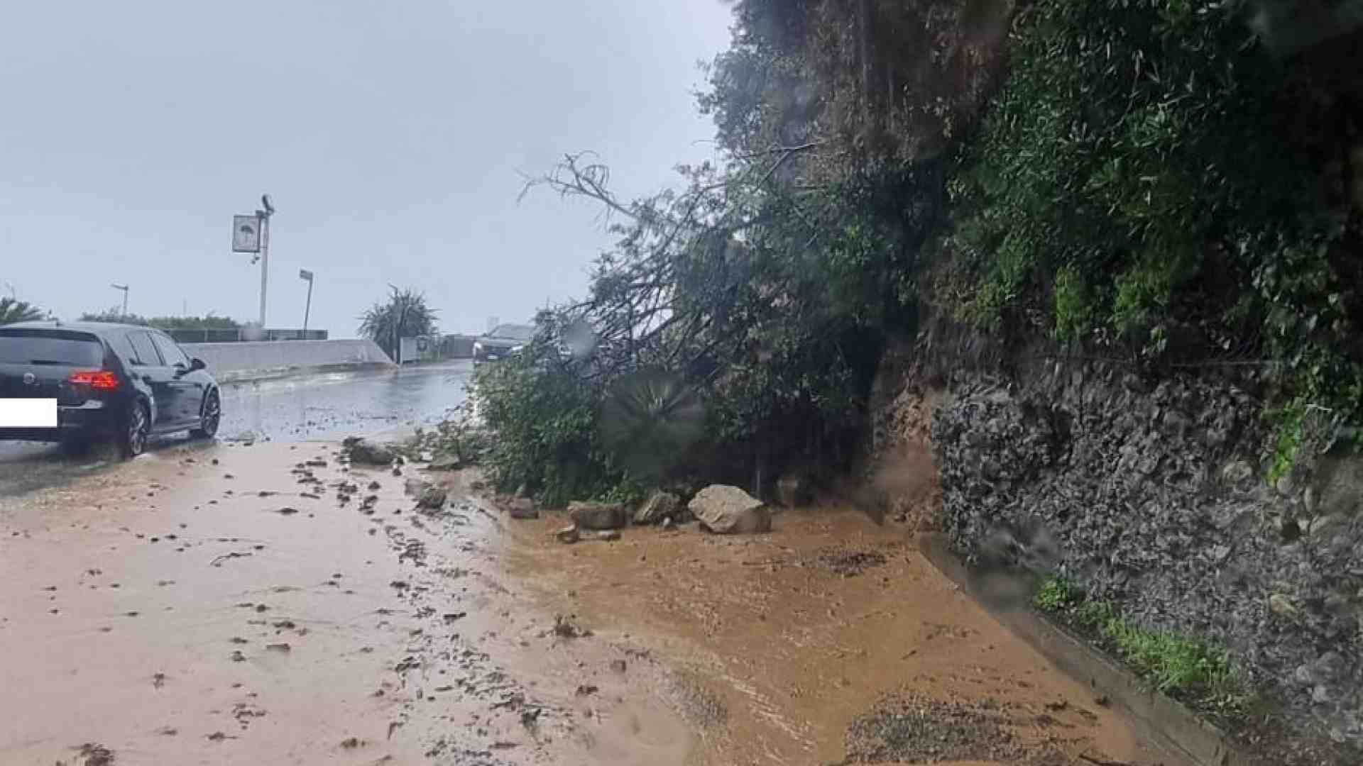 Immagine di In Liguria frane ed esondazioni: scattata l'allerta fino a mezzanotte