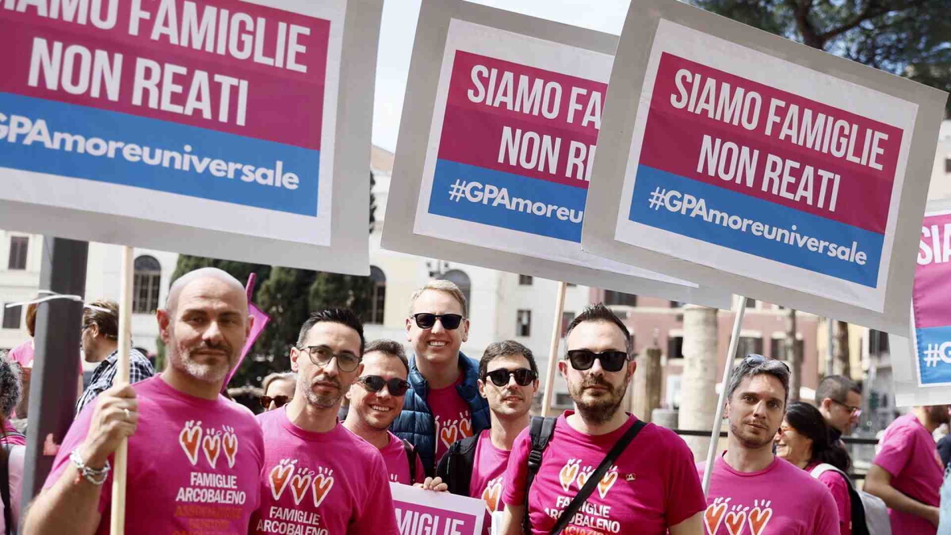 Immagine di Figli gratis per altri. Regolare la Gpa solidale? Peccato che il numero di donne disponibili tenda allo zero