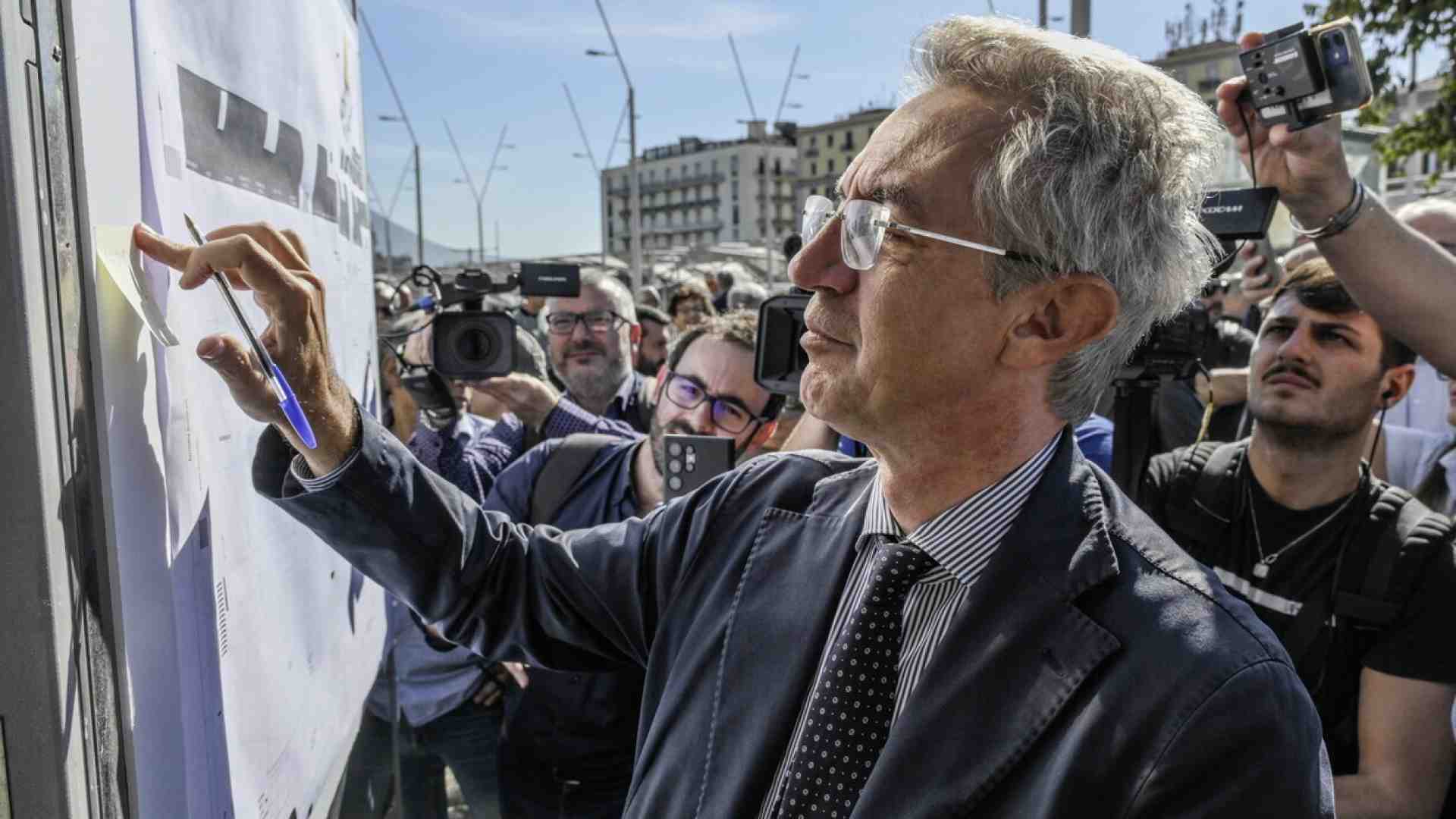 Immagine di Pd spaccato sulla presidenza Anci. Spunta l'idea primarie Manfredi contro Lo Russo