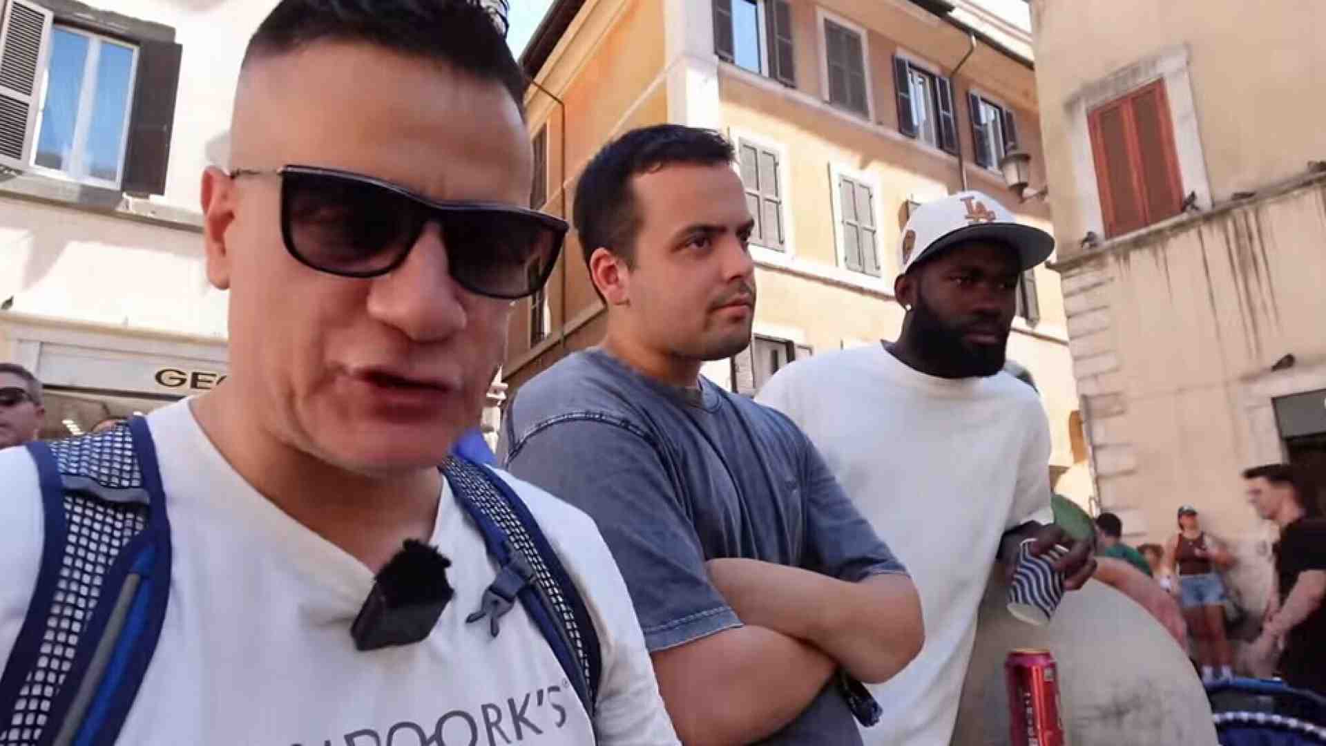 Immagine di I "quartieri criminali" di Simone Cicalone diventano un libro