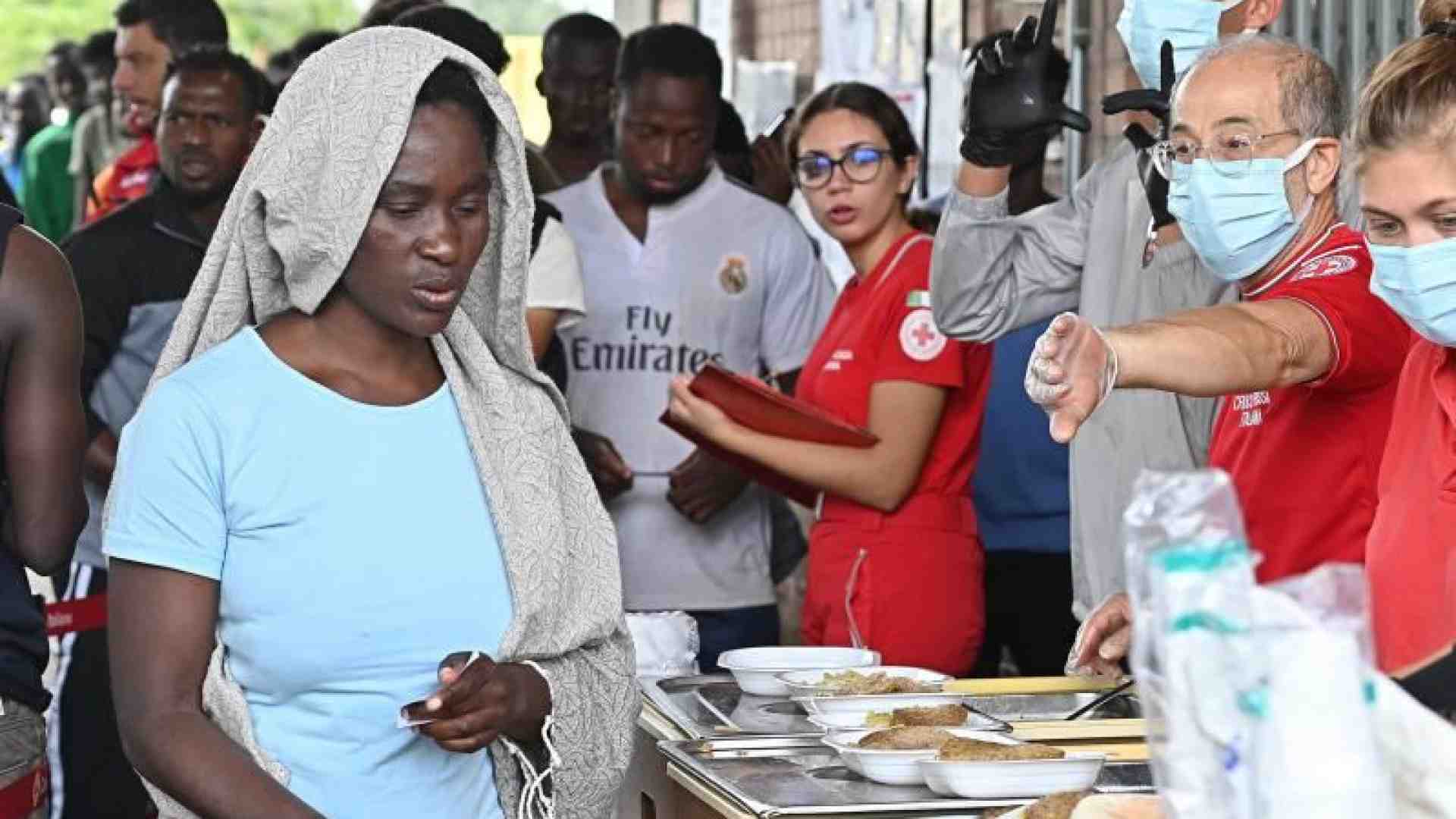 Immagine di La società civile su centri in Albania: i soldi siano spesi nell’accoglienza
