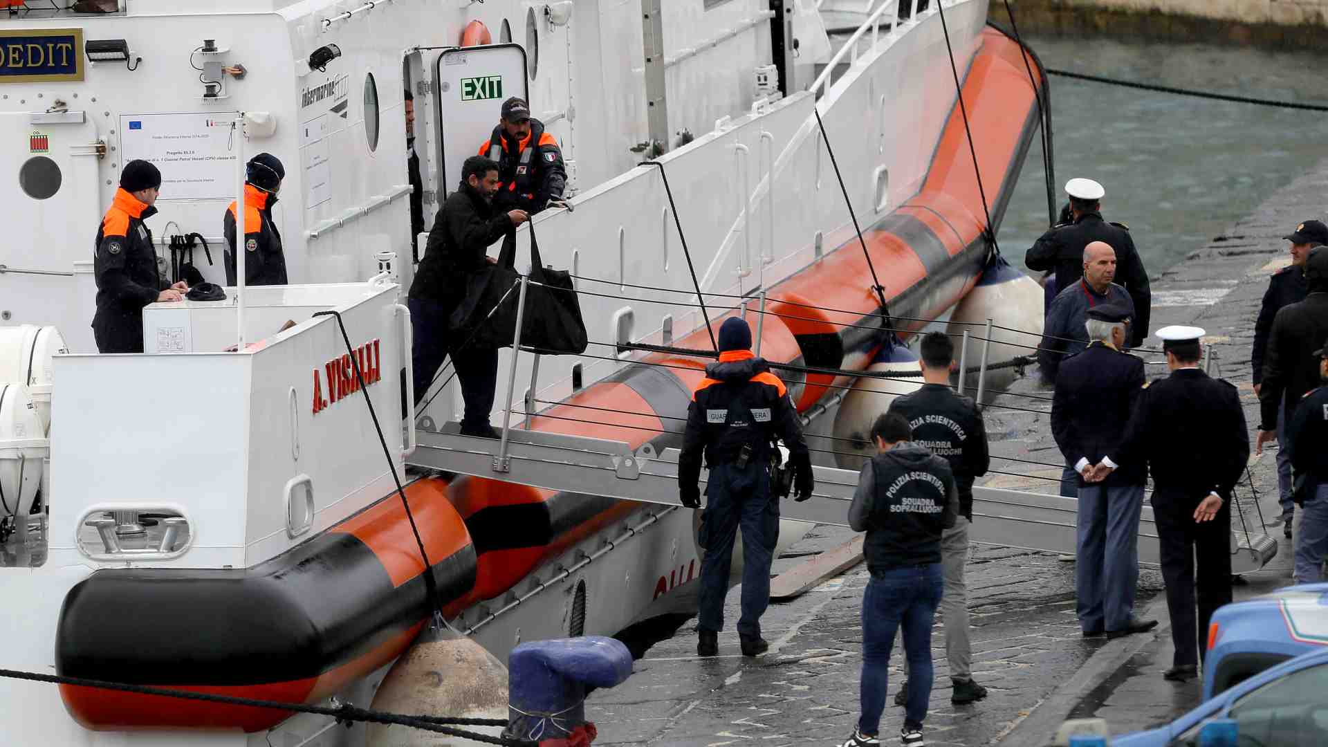 Immagine di Cercansi respingimenti contro le due propagande sui migranti