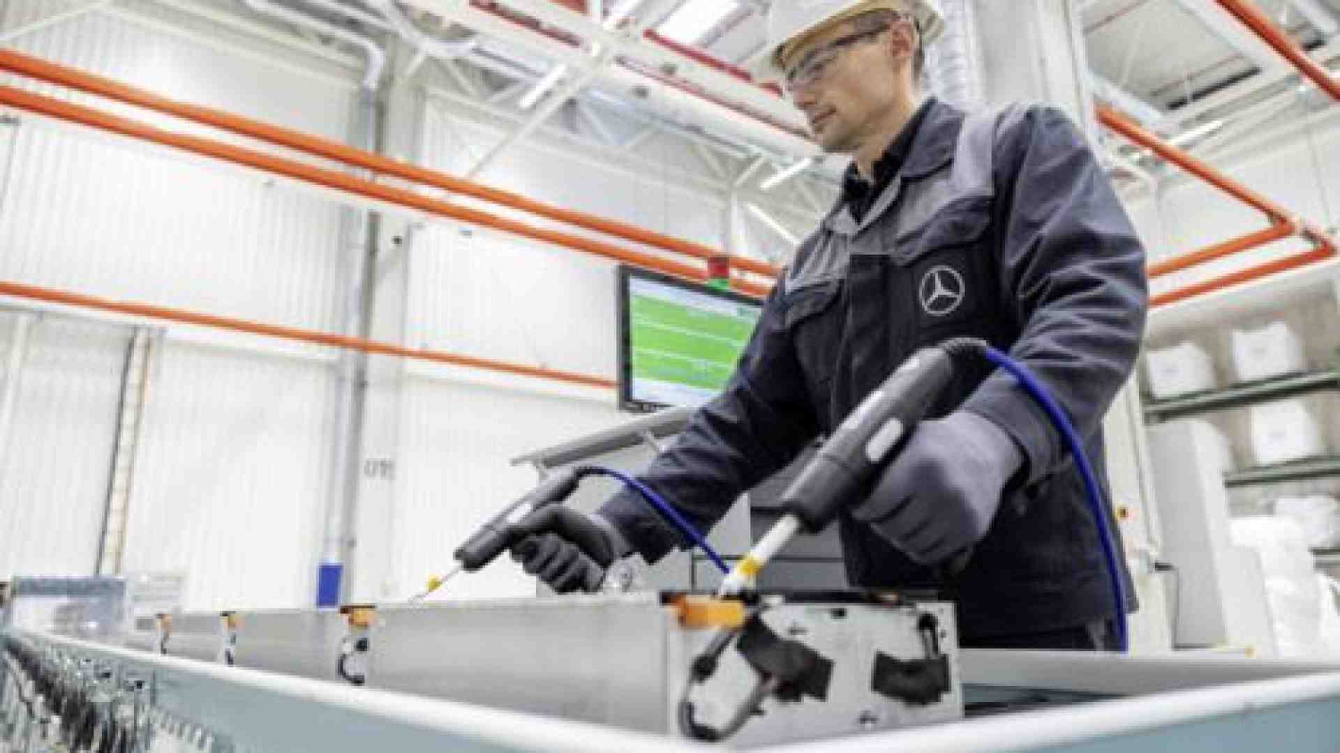 Immagine di Riciclaggio delle batterie: ecco perchè Mercedes è davanti a tutti