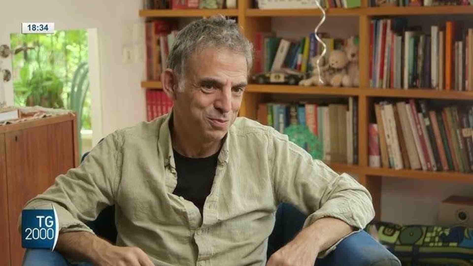 Immagine di Etgar Keret: «Più che l'attacco dell'Iran, gli israeliani temano Netanyahu»