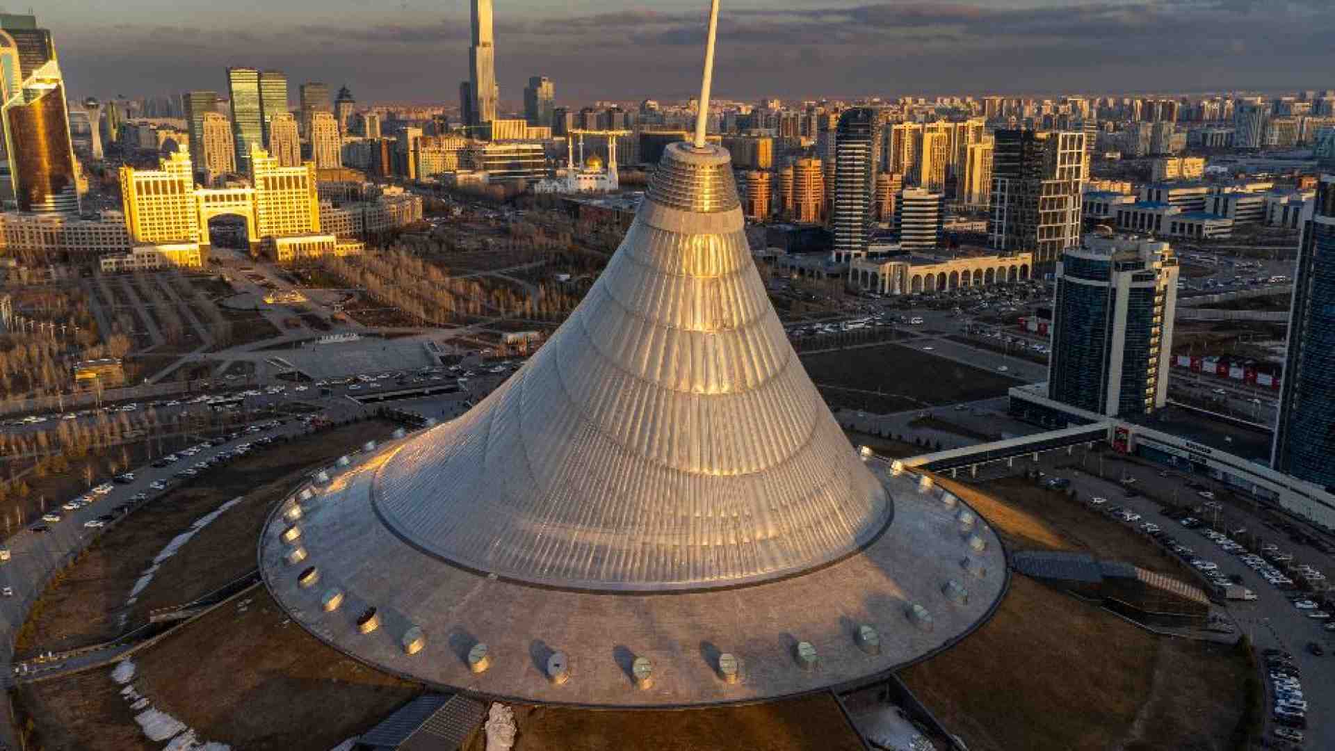 Immagine di Il colonialismo delle archistar fa tabula rasa