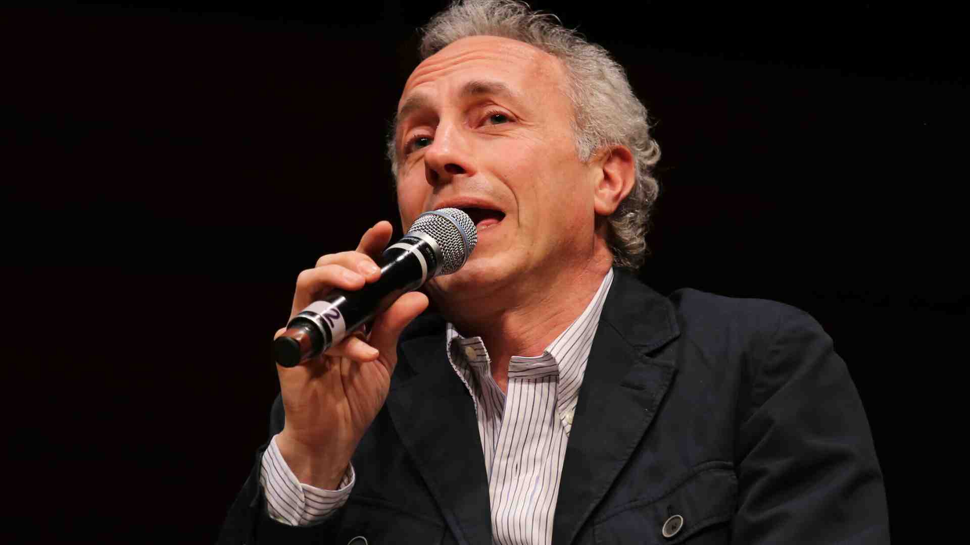 Immagine di Un bavaglino per Travaglio e Giannini