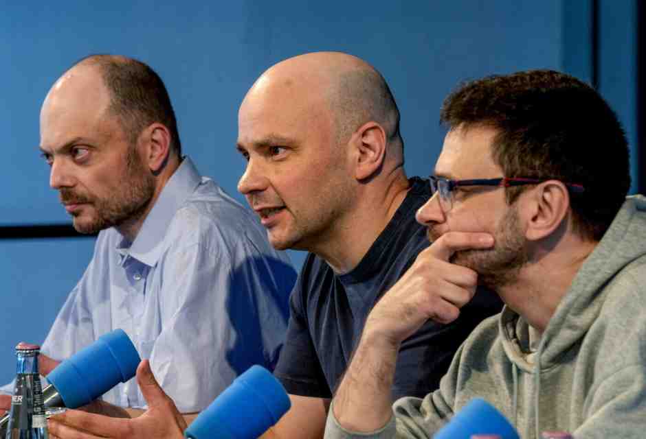 Le liti, le accuse e le interferenze di Putin. Storia dell'opposizione russa disunita