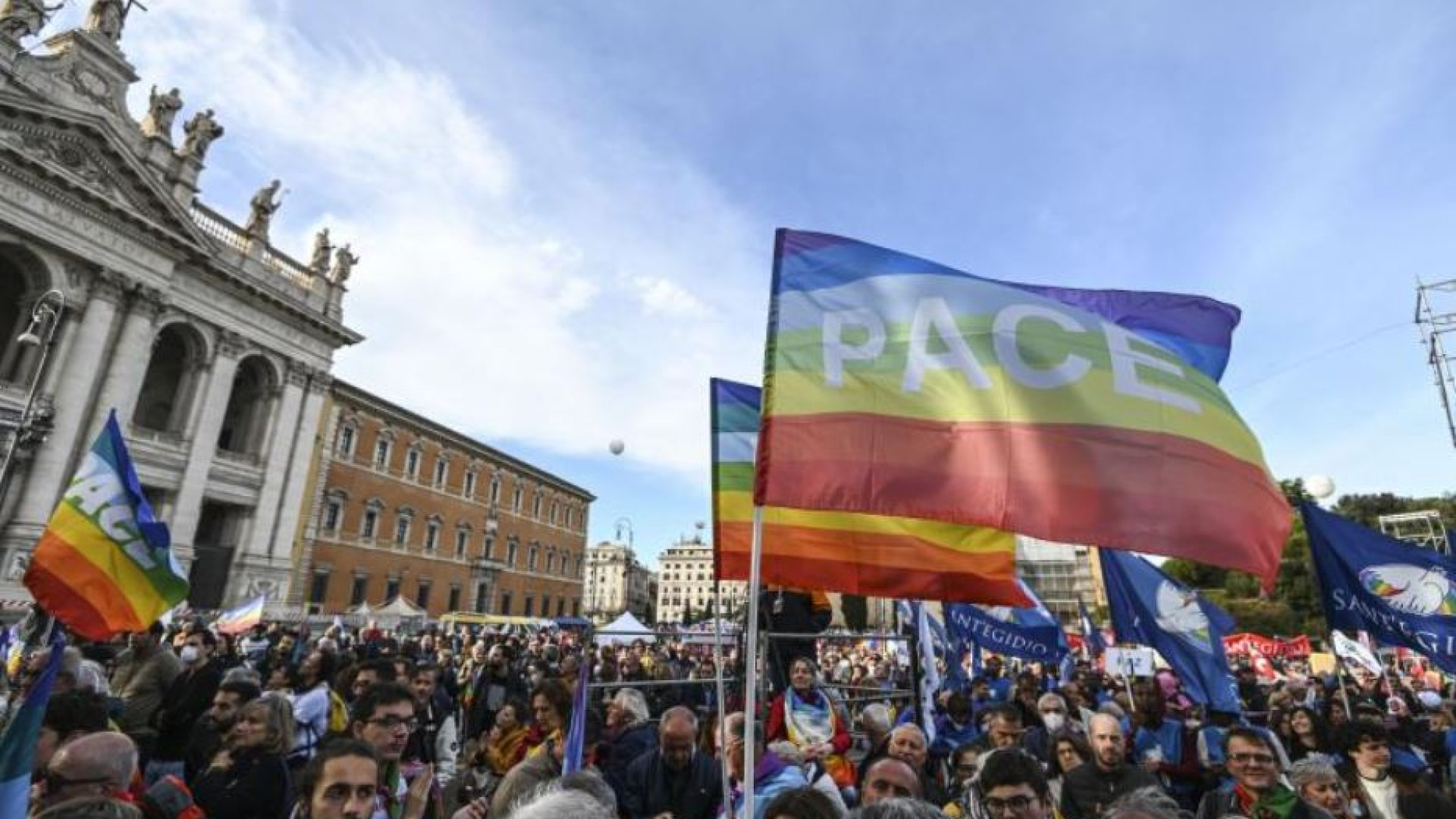 Immagine di Da Palermo a Torino contro ogni guerra: «Il tempo della pace è ora»