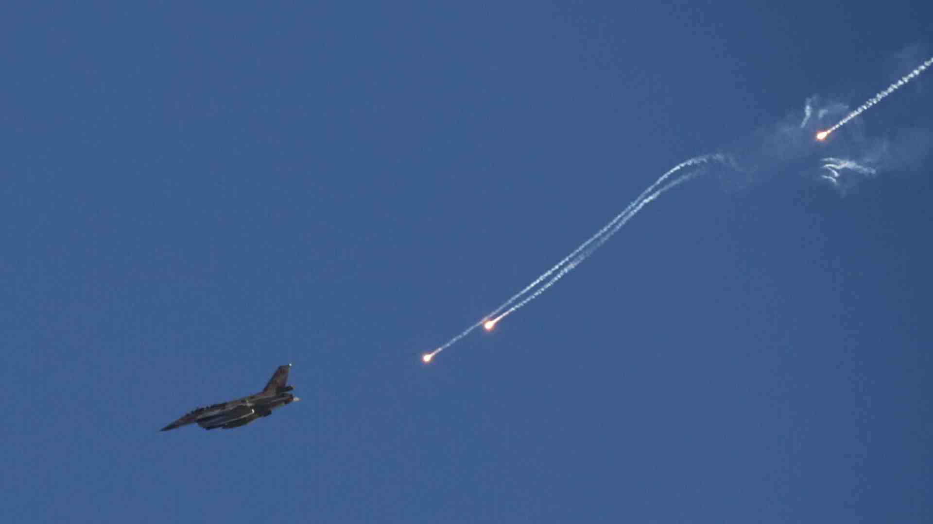 Immagine di Dall'operazione "Dono" al "Fulmine": i precedenti all'attacco aereo israeliano in Iran