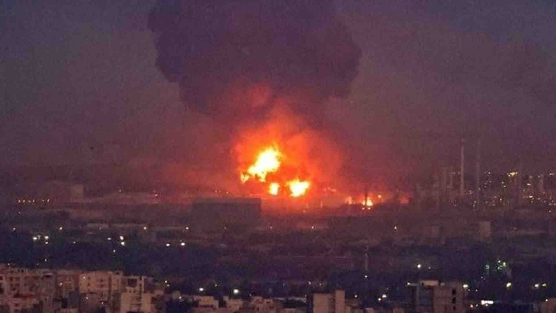 Immagine di Rappresaglia israeliana contro l'Iran. Gli ayatollah: «Non risponderemo»