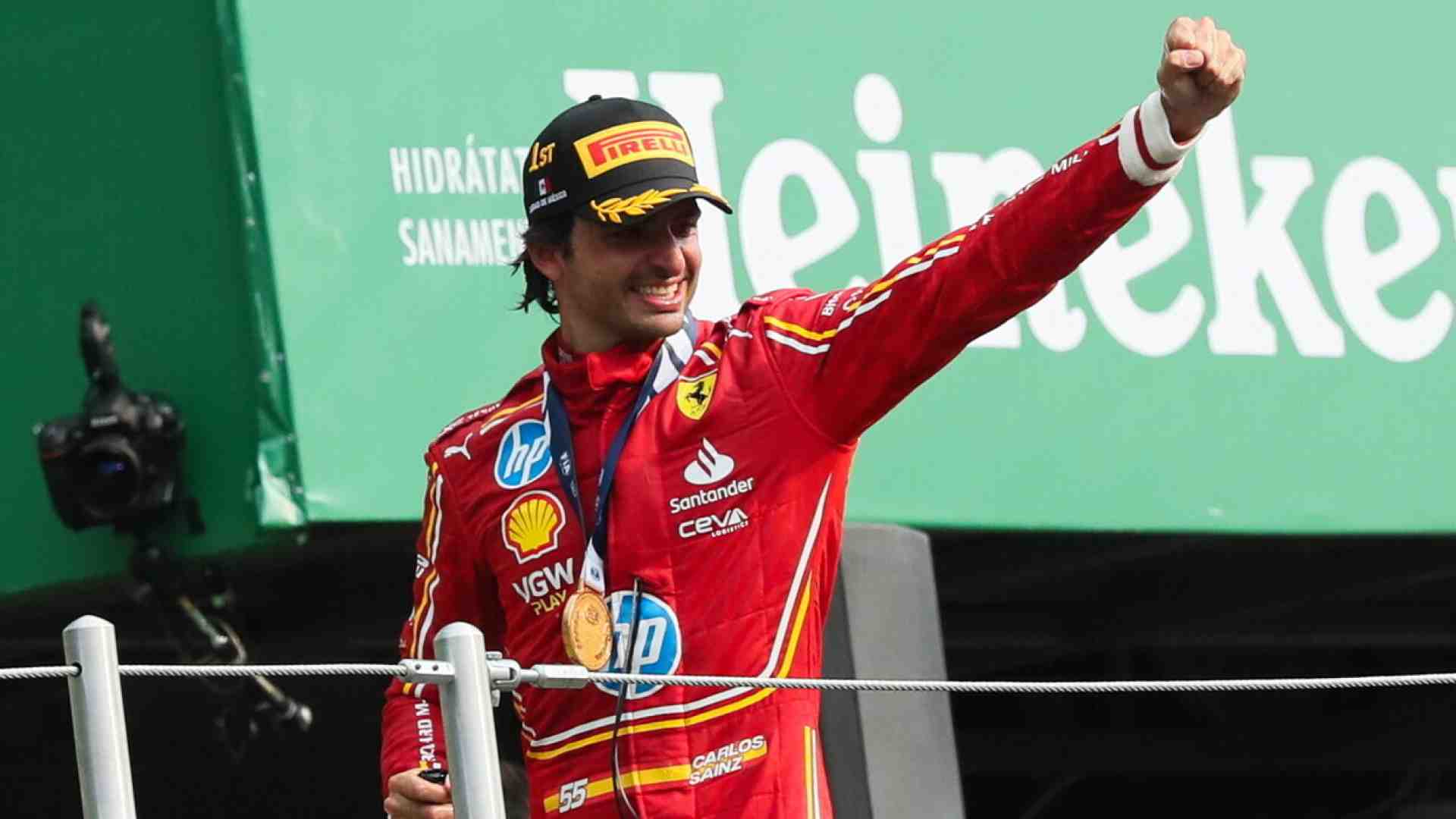 Immagine di La Rossa davanti a tutti: Sainz vince in Messico e riapre la corsa al Mondiale costruttori