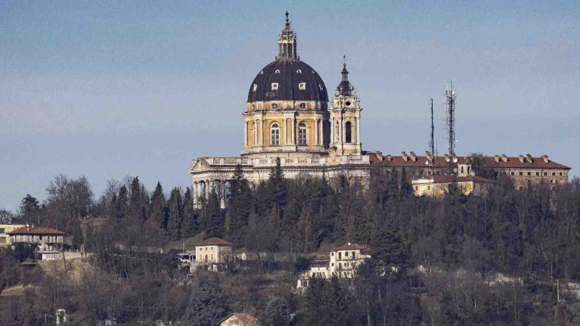 Immagine di Don Bosco e la "pedagogia delle passeggiate"