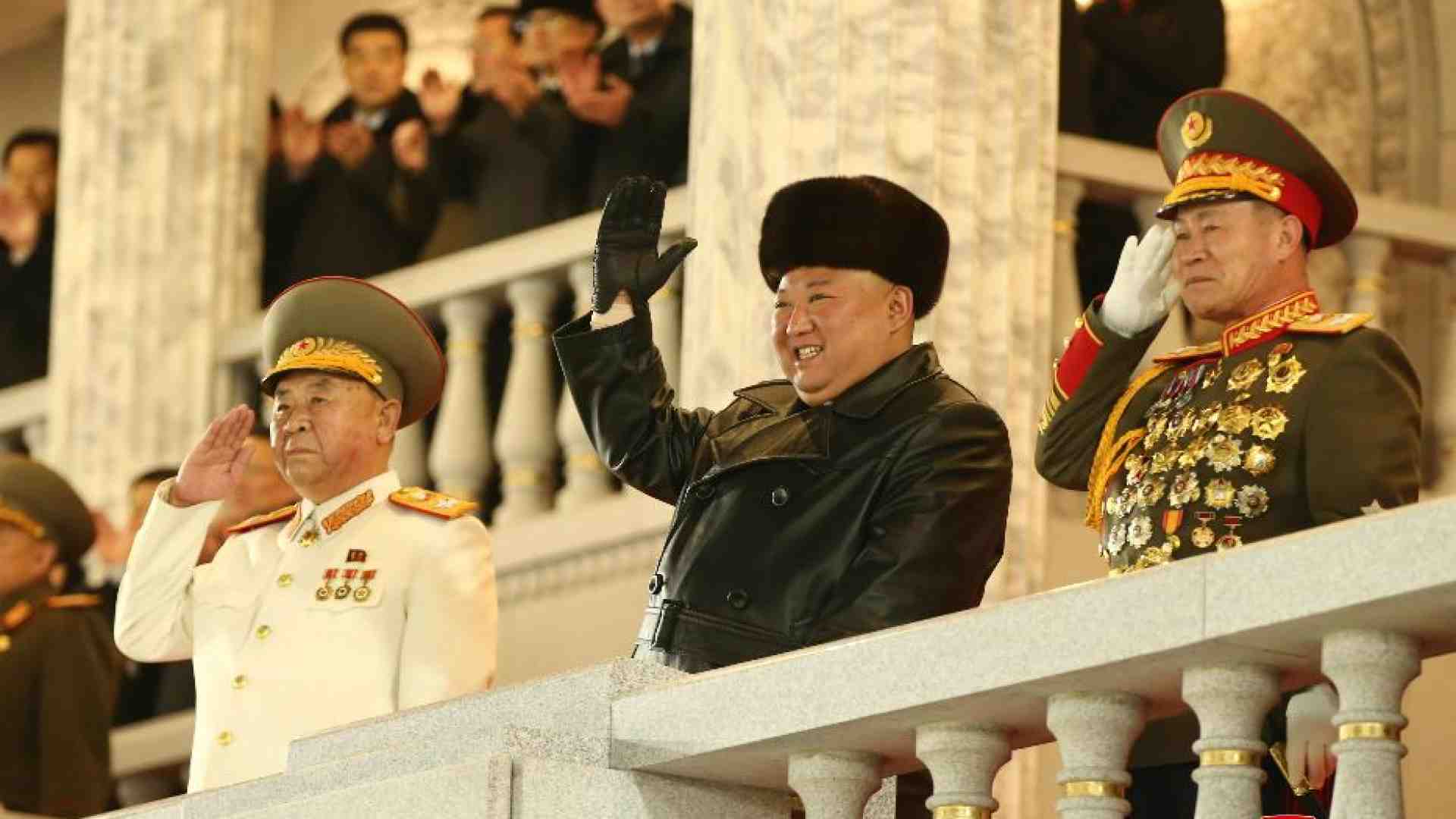 Immagine di La Corea del Nord alza la sicurezza attorno a Kim: "Vogliono ammazzarlo"