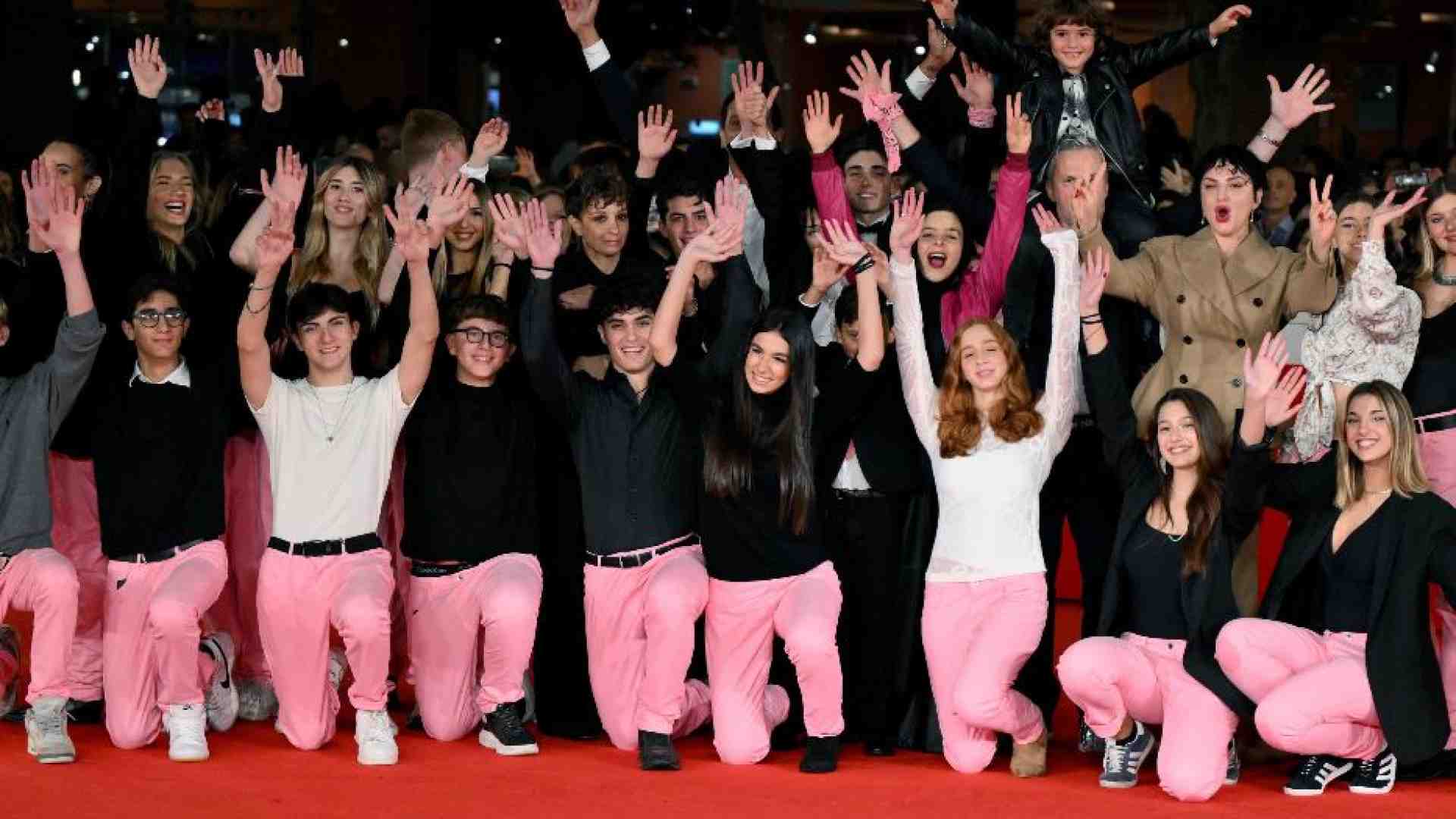 Immagine di I “pantaloni rosa” e il bullismo, perché la scuola ha rimandato la proiezione