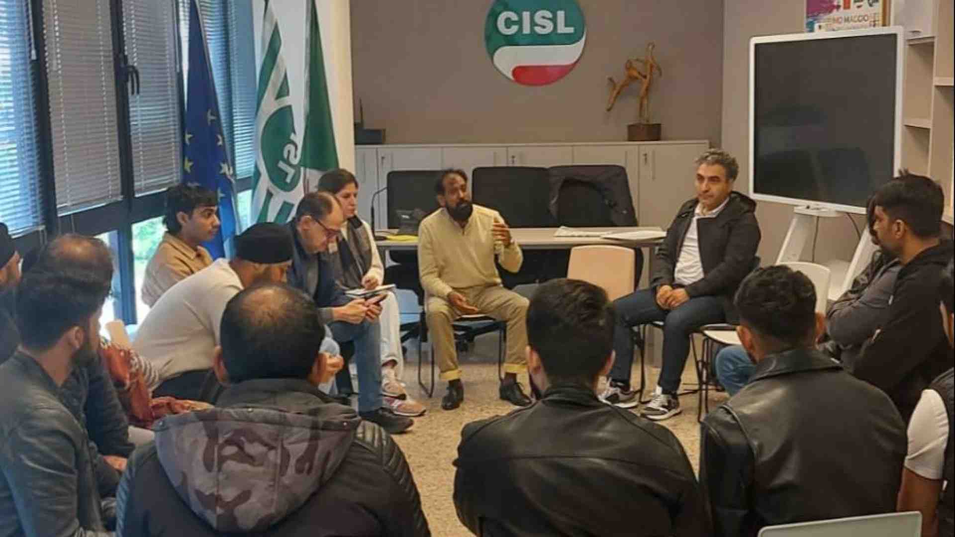 Immagine di Gli stranieri di Prato ora si ribellano e denunciano: «Siamo schiavi»
